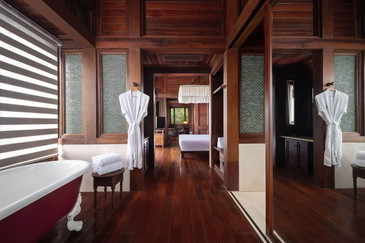 ***** Hotel Yalong Bay Earthly Paradise Birds Nest Resort （Mountain Villas) Sanya China