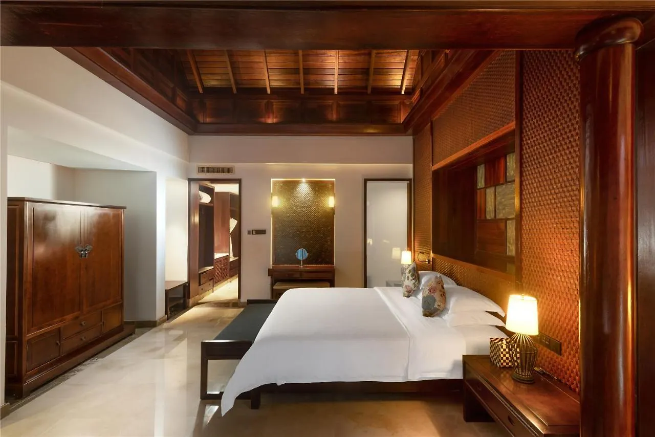 Yalong Bay Earthly Paradise Birds Nest Resort （Mountain Villas) Sanya